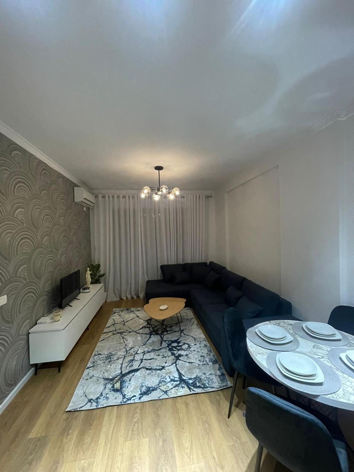 Cozy * Tirana